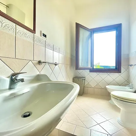 Blue Zone Mimi Apartmán *